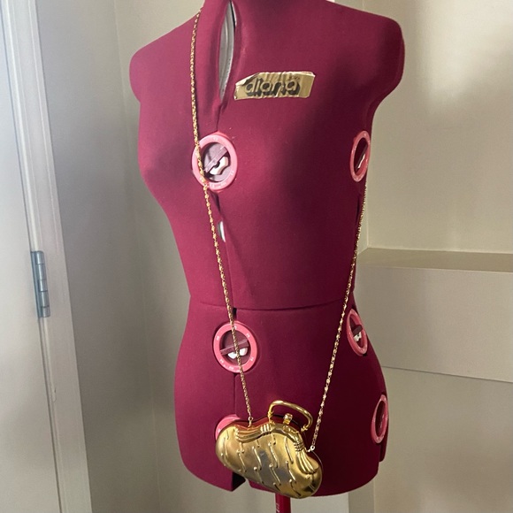 Vintage Style Paris women gold tone and white rhinestone metal case purse. Used. - Picture 11 of 16